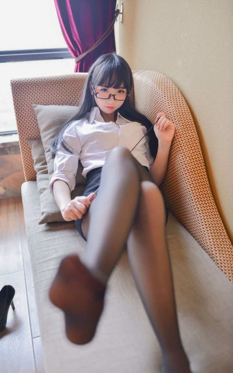 图库-小姐姐雪琪 ( 教師黑絲 ) - Teacher Cosplay - (29P)